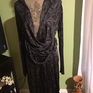 Banana Republic 🎈EUC Long sleeve cross dress with detail at waist